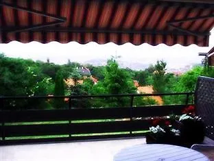 לינה וארוחת בוקר Cziraky Panzio בודפשט